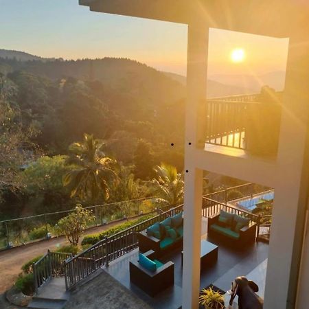 The Grand Hills Bed & Breakfast Kandy Exterior photo