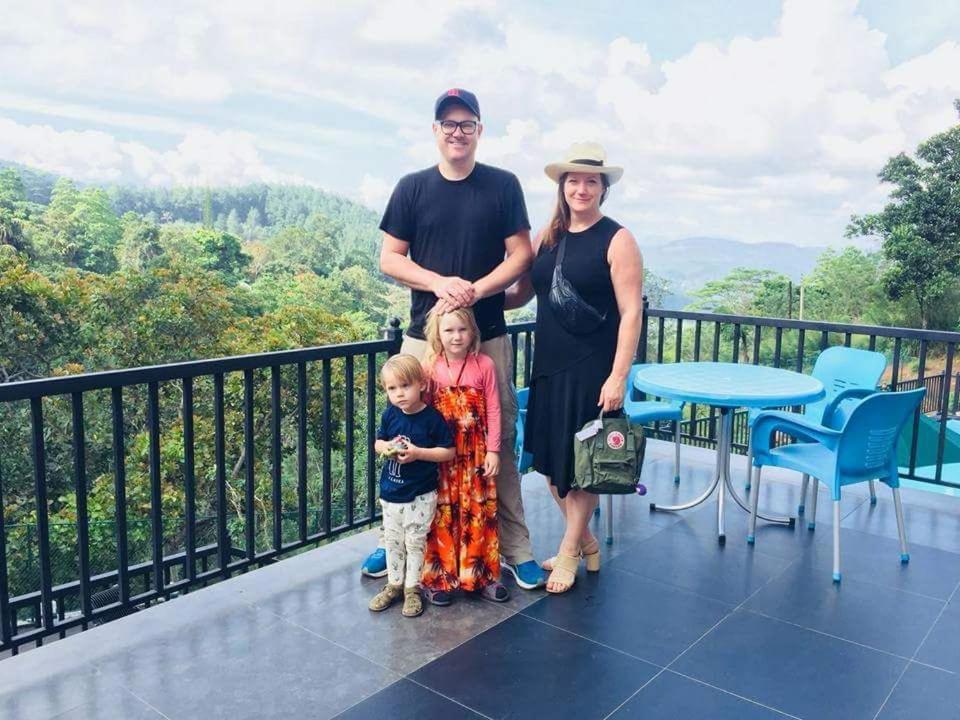 The Grand Hills Bed & Breakfast Kandy Exterior photo