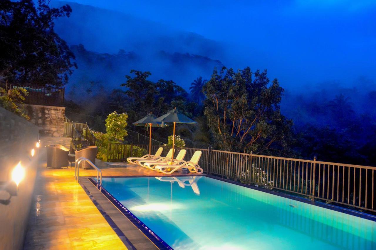 The Grand Hills Bed & Breakfast Kandy Exterior photo